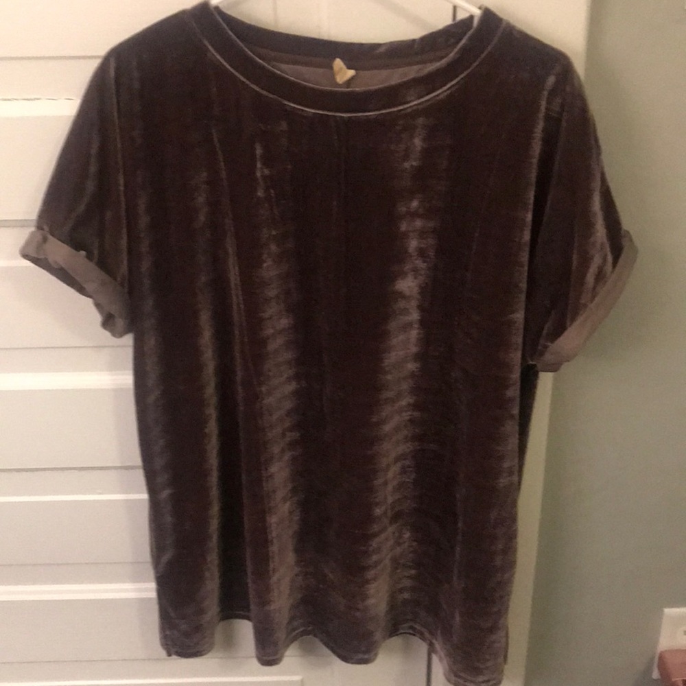 Boutique Purple Velvet M/L Oversized Tee.